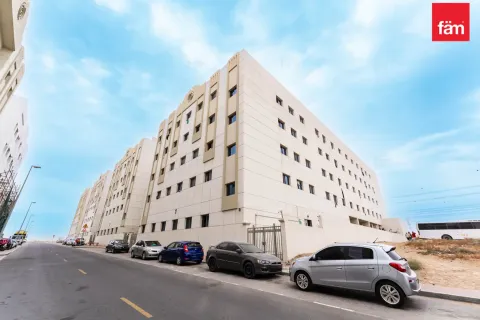 Labor Camp in Jebel Ali, Dubai 6847.3 sq.m. № 46916 - photo 1