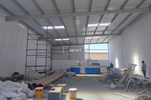 Entrepôt à Al Quoz, Dubai, 371.6 m², № 11831 - photo 3
