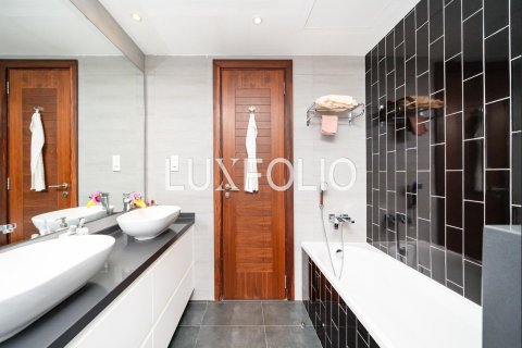 Apartment in Al Sahab, Dubai Marina, Dubai 3 bedrooms, 205 sq.m. № 45875 - photo 12