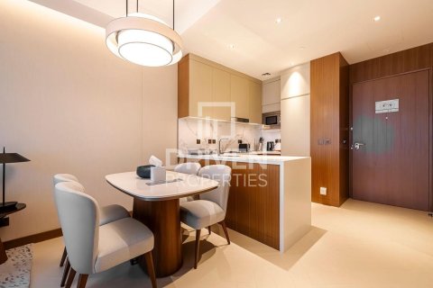 Apartamento en The Address Residences Dubai Opera, Downtown Dubai (Downtown Burj Dubai), Dubai, 1 dormitorio, 74.04 m², № 127943 - foto 2