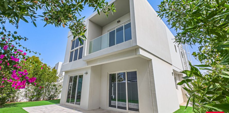 Villa in Dubai 5 bedrooms, 428.1 sq.m. № 59059