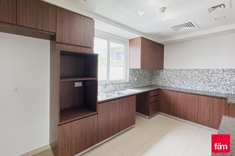 Villa in Dubai 5 bedrooms, 428.1 sq.m. № 59059 - photo 11