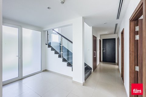 Villa in Dubai 5 bedrooms, 428.1 sq.m. № 59059 - photo 6