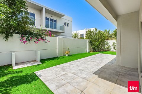 Villa in Dubai 5 bedrooms, 428.1 sq.m. № 59059 - photo 8