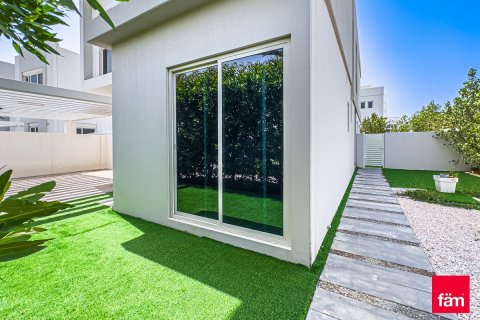 Villa in Dubai 5 bedrooms, 428.1 sq.m. № 59059 - photo 24
