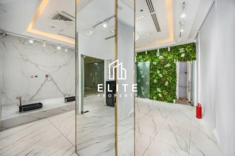 Купить коммерческую недвижимость в Бизнес-Бэе, Дубай: 79м², № 38851 - фото 1