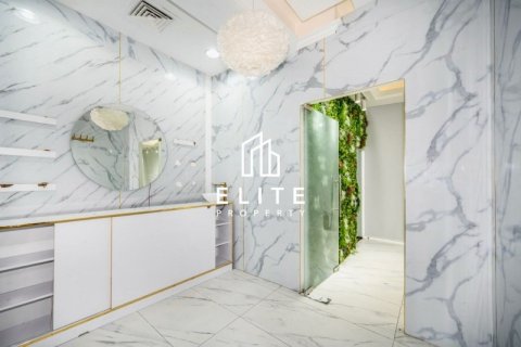 Купить коммерческую недвижимость в Бизнес-Бэе, Дубай: 79м², № 38851 - фото 2