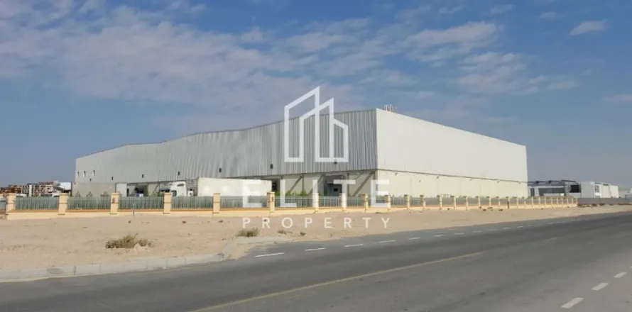 Warehouse in Dubai 468 sq.m. № 38841