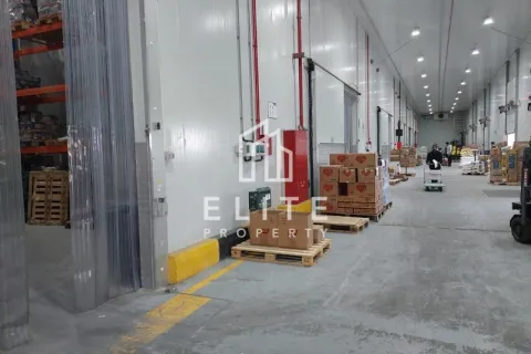Warehouse in Dubai 468 sq.m. № 38841 - photo 12