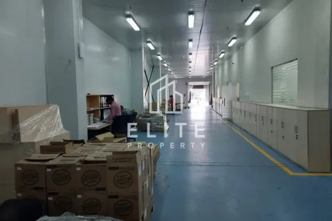 Warehouse in Dubai 468 sq.m. № 38841 - photo 7