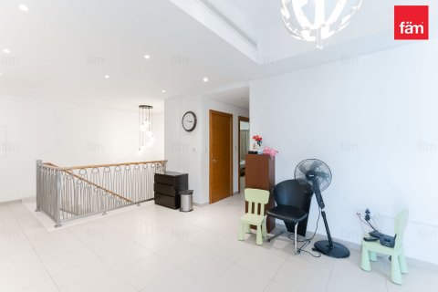 Townhouse in Al Furjan, Dubai 3 bedrooms, 224 sq.m. № 16520 - photo 2