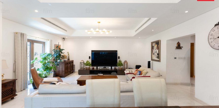 Townhouse in Al Furjan, Dubai 3 bedrooms, 224 sq.m. № 16520