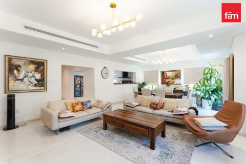 Townhouse in Al Furjan, Dubai 3 bedrooms, 224 sq.m. № 16520 - photo 21