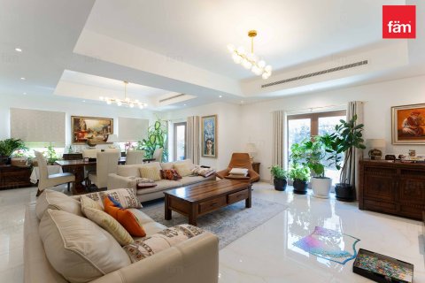 Townhouse in Al Furjan, Dubai 3 bedrooms, 224 sq.m. № 16520 - photo 20