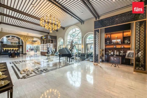 Villa in Dubai 4 bedrooms, 387.2 sq.m. № 115122 - photo 4