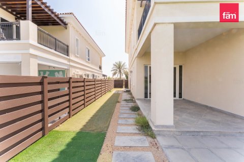 Villa in Dubai 4 bedrooms, 387.2 sq.m. № 115122 - photo 6