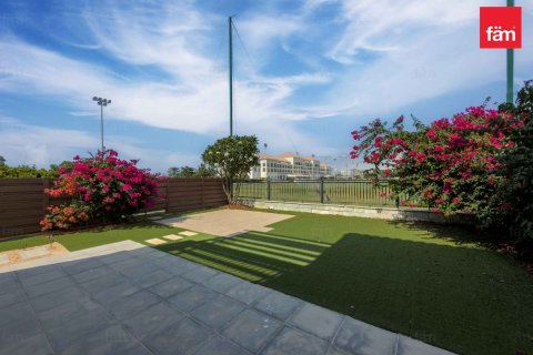 Villa in Dubai 4 bedrooms, 387.2 sq.m. № 115122 - photo 22