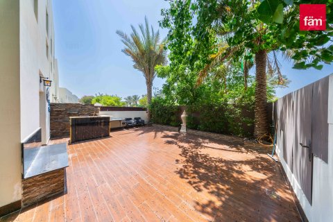 Adosado en Al Furjan, Dubai, 3 dormitorios, 229.6 m², № 115118 - foto 9