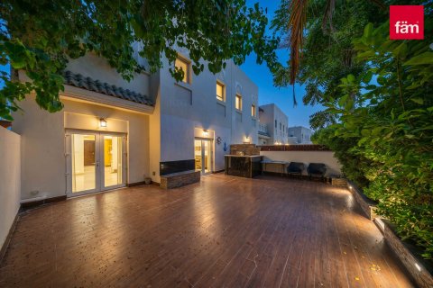 Adosado en Al Furjan, Dubai, 3 dormitorios, 229.6 m², № 115118 - foto 23