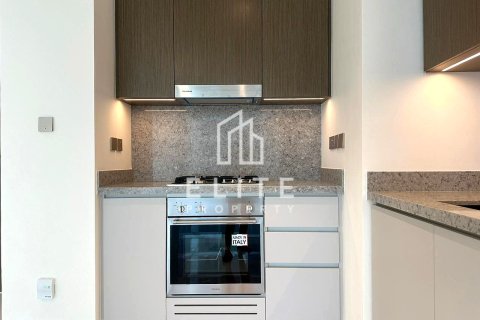 Appartement à EMAAR Beachfront, Dubai Harbour, Dubai, studio, 75 m², № 85541 - photo 9