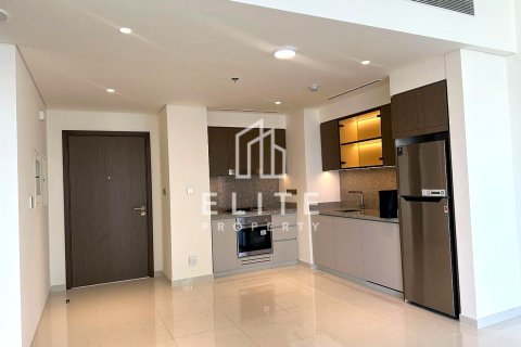 Appartement à EMAAR Beachfront, Dubai Harbour, Dubai, studio, 75 m², № 85541 - photo 7