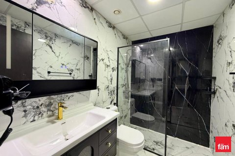 Снять в аренду виллу в Дубае: 5 спален, 135.2м², № 89248 - фото 12