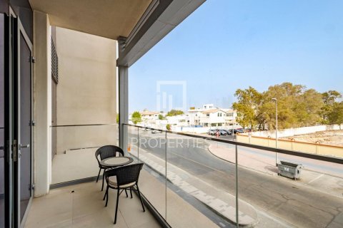 Снять в аренду квартиру в Аль-Васле, Дубай: 1 спальня, 87м², № 66506 - фото 1