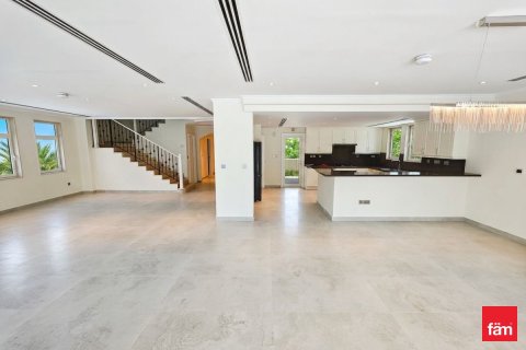 Villa à Jumeirah Park, Dubai, 5 chambres, 781.6 m², № 112523 - photo 11