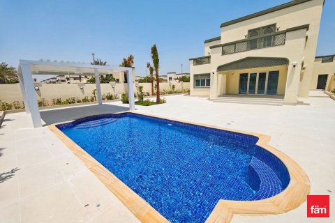 Villa à Jumeirah Park, Dubai, 5 chambres, 781.6 m², № 112523 - photo 4