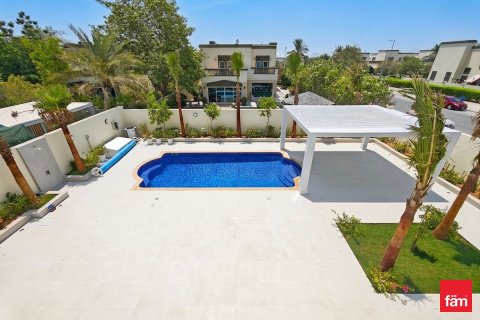 Villa à Jumeirah Park, Dubai, 5 chambres, 781.6 m², № 112523 - photo 29