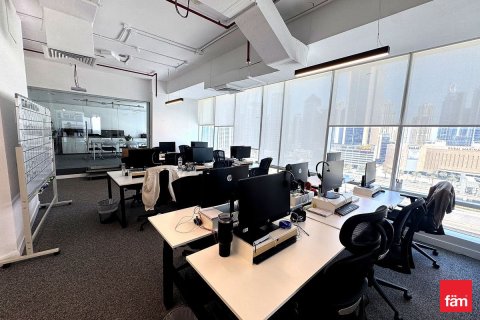 Bureau à Dubai, 228.4 m², № 112520 - photo 5
