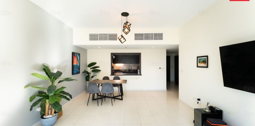 Appartement à Business Bay, Dubai, 1 chambre, 102.1 m², № 112519