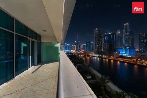 Appartement à Business Bay, Dubai, 1 chambre, 102.1 m², № 112519 - photo 12