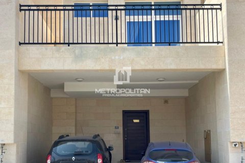 Townhouse in DAMAC Hills (Akoya by DAMAC), Dubai 3 bedrooms, 159 sq.m. № 8848 - photo 11
