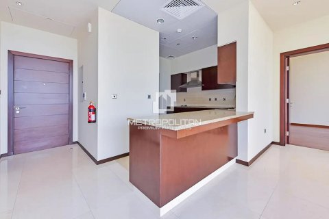 Apartment in Tiara Residences, Palm Jumeirah, Dubai 2 bedrooms, 159 sq.m. № 8846 - photo 6