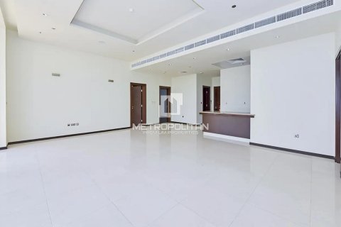 Apartment in Tiara Residences, Palm Jumeirah, Dubai 2 bedrooms, 159 sq.m. № 8846 - photo 7