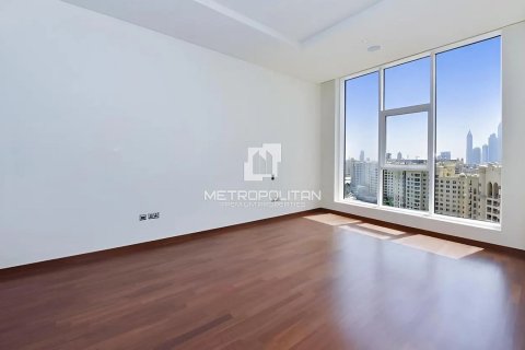 Apartment in Tiara Residences, Palm Jumeirah, Dubai 2 bedrooms, 159 sq.m. № 8846 - photo 3