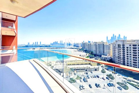 Apartment in Tiara Residences, Palm Jumeirah, Dubai 2 bedrooms, 159 sq.m. № 8846 - photo 2