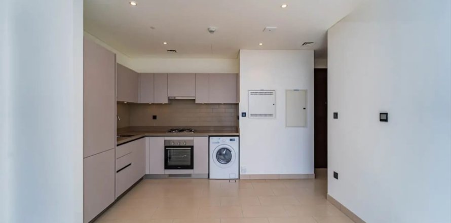 Appartement à Dubai, 2 chambres, 75 m², № 5796