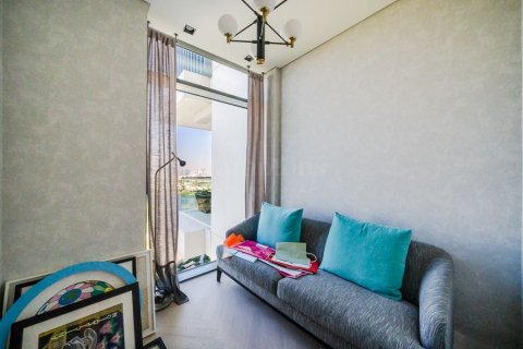 Снять в аренду квартиру в The Hills A, The Hills, Дубай: 3 спальни, 235.04459000м², № 12855 - фото 23
