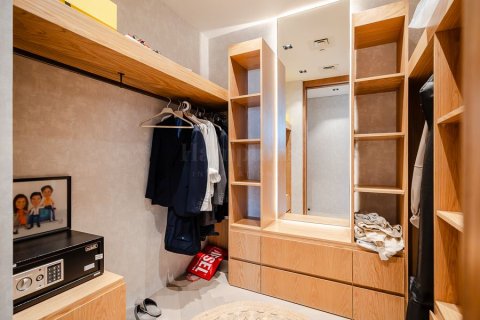 Снять в аренду квартиру в The Hills A, The Hills, Дубай: 3 спальни, 235.04459000м², № 12855 - фото 18