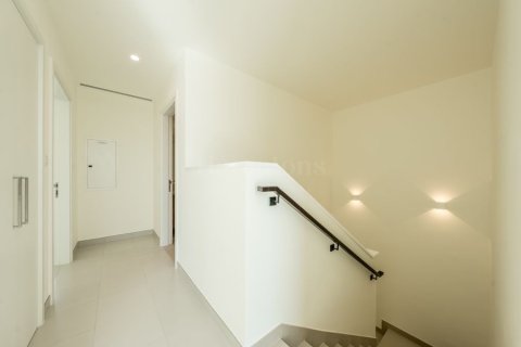 Townhouse in Dubai South (Dubai World Central), Dubai 4 bedrooms, 237.08845600 sq.m. № 12857 - photo 16