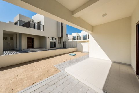 Townhouse in Dubai South (Dubai World Central), Dubai 4 bedrooms, 237.08845600 sq.m. № 12857 - photo 30