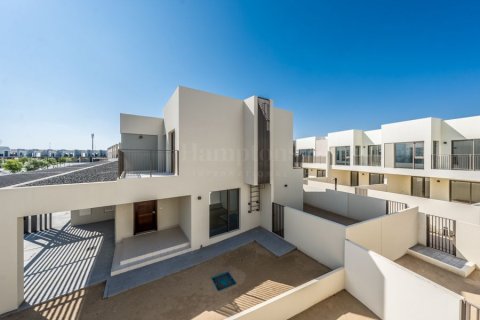 Townhouse in Dubai South (Dubai World Central), Dubai 4 bedrooms, 237.08845600 sq.m. № 12857 - photo 22