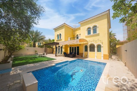 Villa à Legacy, Jumeirah Park, Dubai, 3 chambres, 284.56 m², № 123526