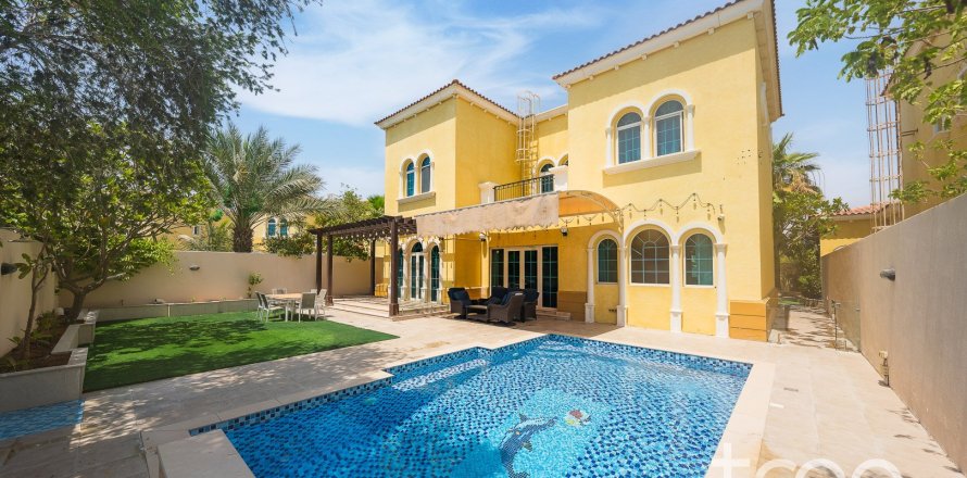 Villa à Legacy, Jumeirah Park, Dubai, 3 chambres, 284.56 m², № 123526