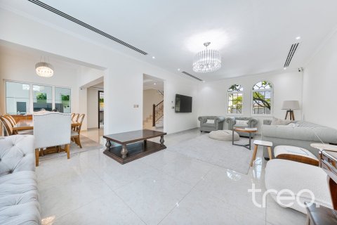 Villa à Legacy, Jumeirah Park, Dubai, 3 chambres, 284.56 m², № 123526 - photo 3