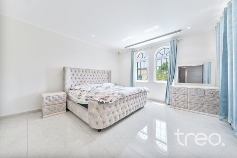 Villa à Legacy, Jumeirah Park, Dubai, 3 chambres, 284.56 m², № 123526 - photo 19