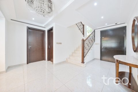 Villa à Legacy, Jumeirah Park, Dubai, 3 chambres, 284.56 m², № 123526 - photo 6