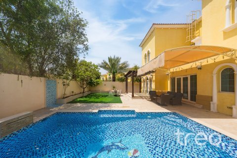 Villa à Legacy, Jumeirah Park, Dubai, 3 chambres, 284.56 m², № 123526 - photo 24